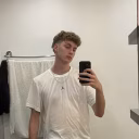 Léo